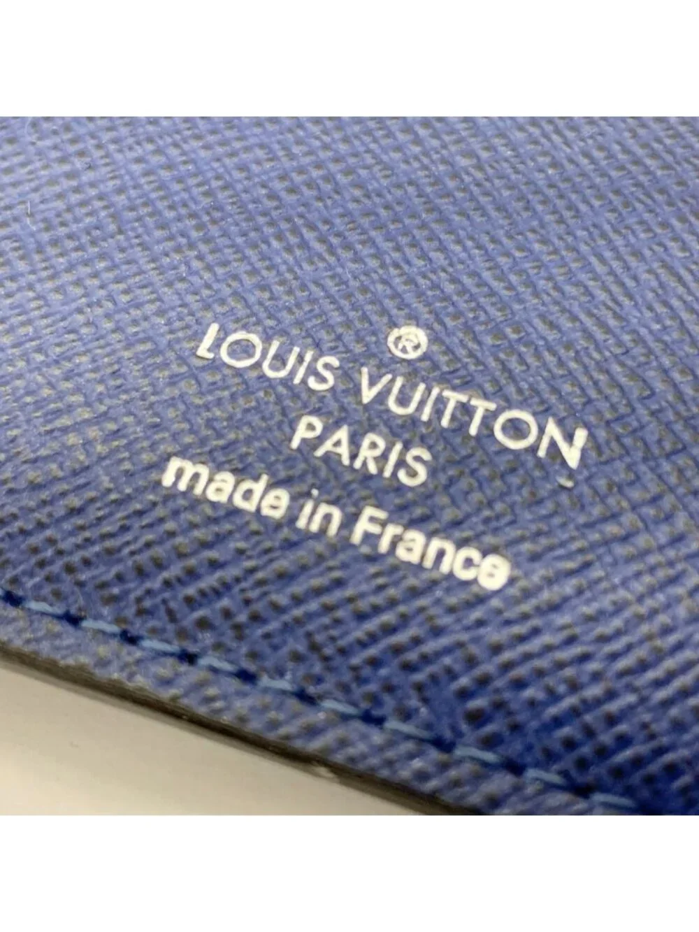 Louis Vuitton Taigarama Portefeuille Brazza Bifold Wallet Navy